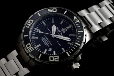 Deep-Blue-Watches-Daynight-Recon-T-100-Diver.jpg