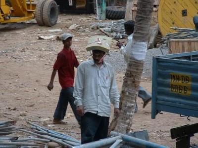 1291118793_build-24.jpg