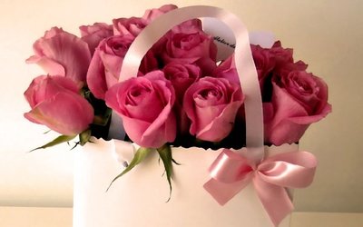 37298__pretty-pink-roses_p.jpg