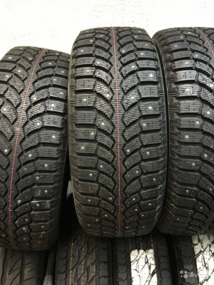 215 60 R16 Bridgestone Blizzak Spike-01,.jpg