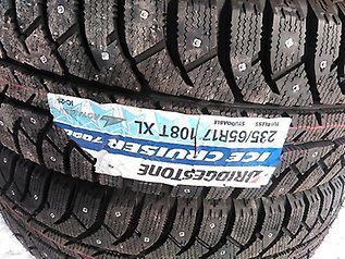 Bridgestone Ice Cruiser 7000,.jpg