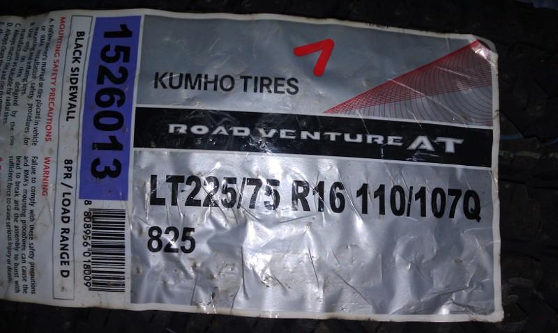 Kumho Road Venture AT 825 225/75R16, 1